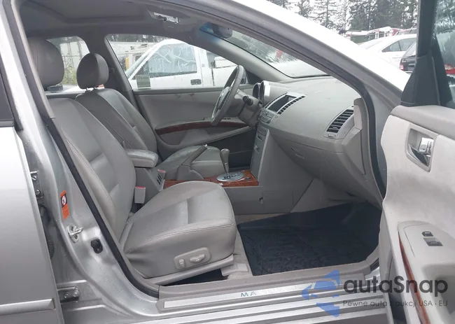 1N4BA41E05C853615: 43838247