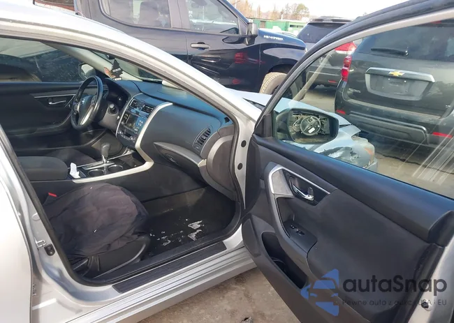 1N4AL3AP3EC133887: 43838446