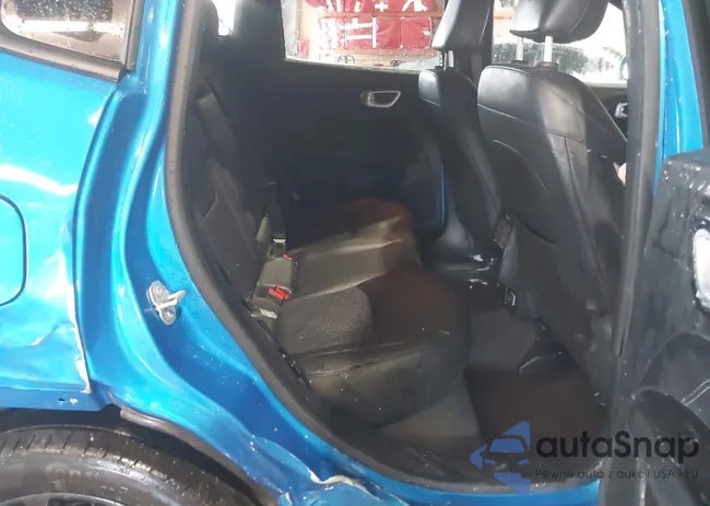 3C4NJDBB9NT184745: 43837527