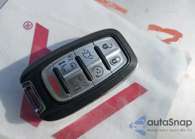 2C4RC1GG6HR676882: 43837532