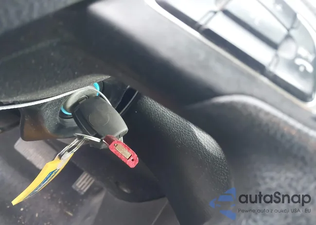 1FADP3E22JL216706: 43837553