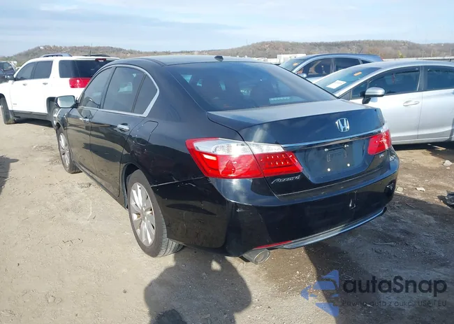 1HGCR3F84DA032100: 43837691