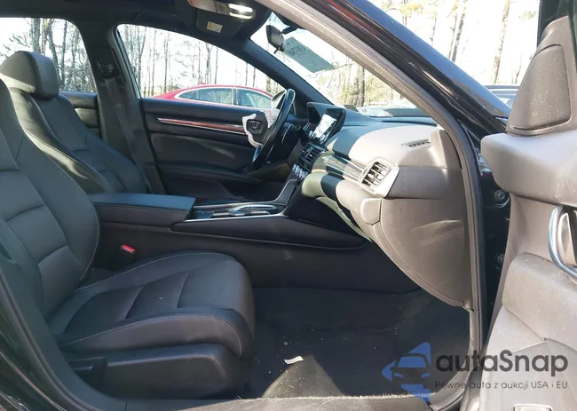 1HGCV2F33MA010888: 43837848