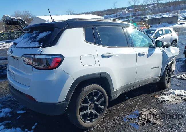 3C4NJDBN2RT143325: 43837873