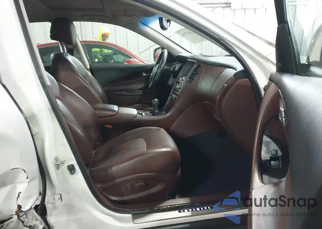 JN1BJ0RR1HM401975: 43837905