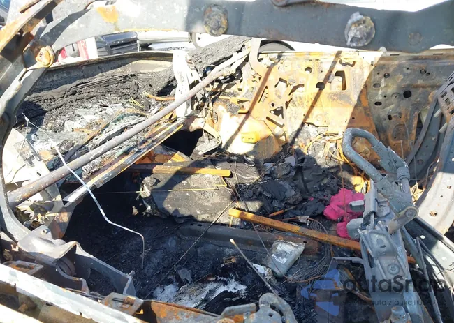 1FATP8FF8H5292570: 43839008