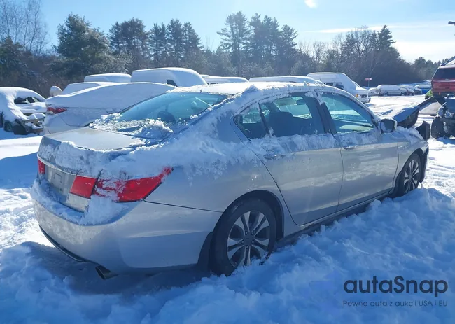 1HGCR2F30EA003600: 43839134