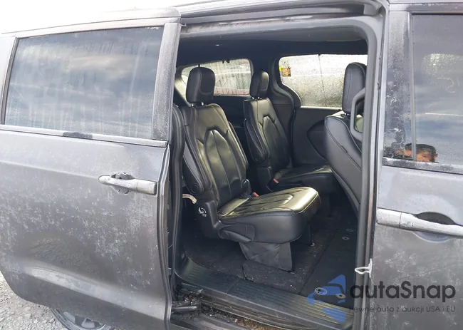 2C4RC1BG9LR217345: 43839215