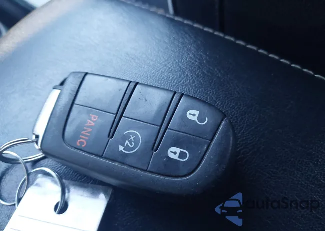 3C4NJDBB3JT167790: 43839258