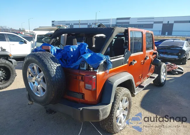 1C4BJWDG8EL270048: 43839289