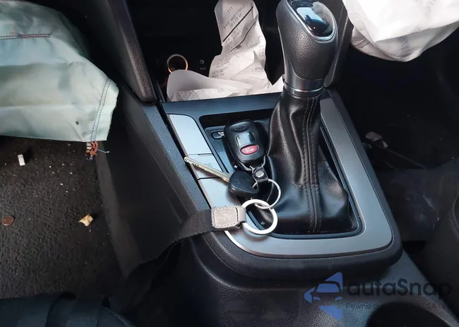 KMHD74LF8LU897730: 43839437