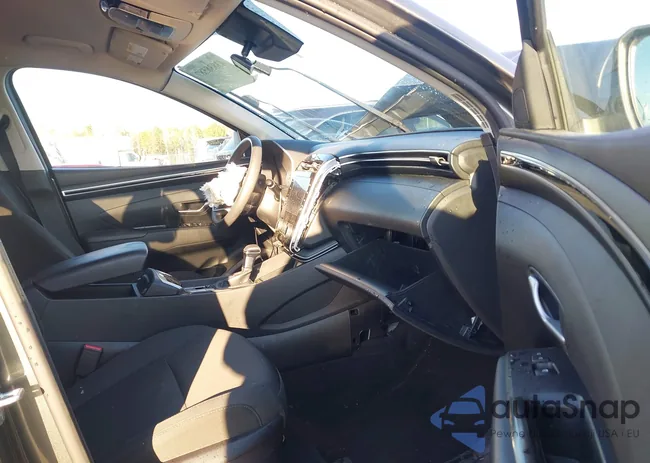 5NMJB3AE8NH084487: 43838587