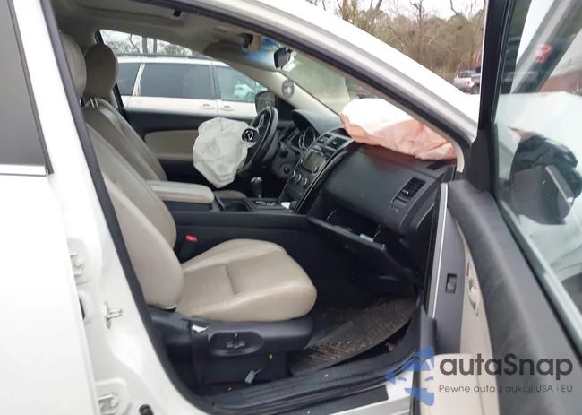 JM3TB2CA3E0426528: 43838808