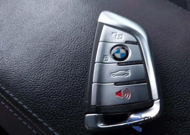 3MW5R1J07M8B49210: 43838826