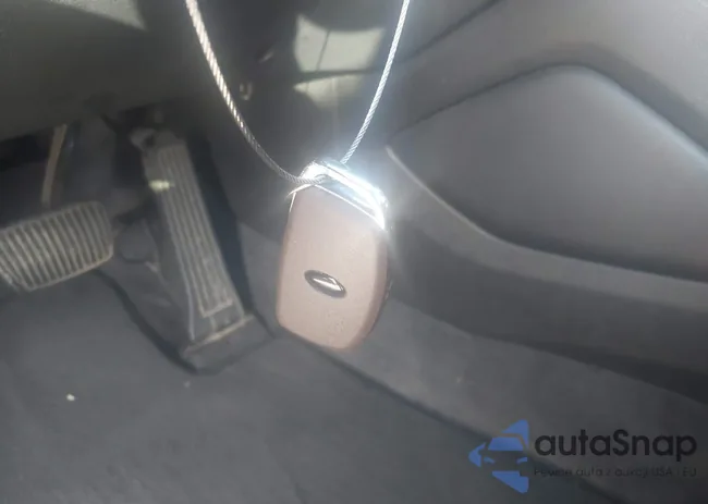 KM8J33A28HU559017: 43839929