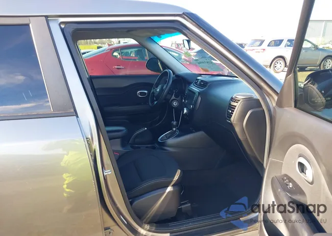 KNDJP3A55J7606382: 43839996