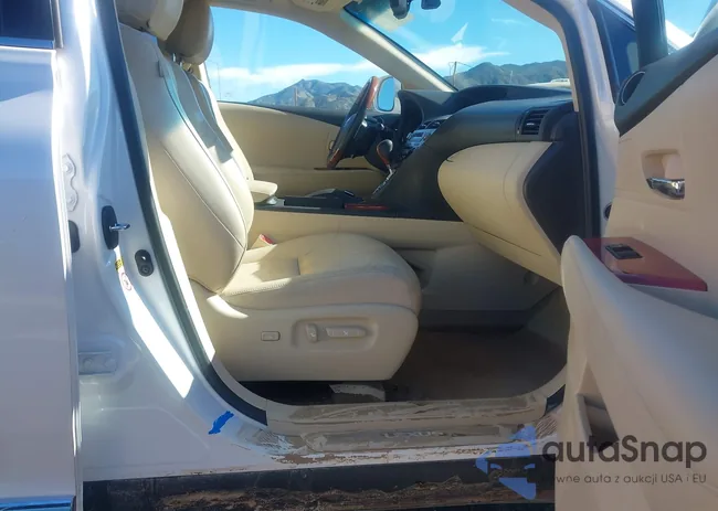 JTJZK1BAXA2406125: 43840259