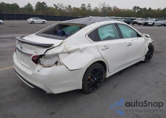 1N4AL3AP8HC185696: 43840314