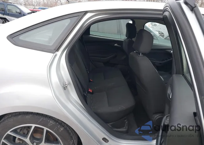 1FADP3F23FL313838: 43840382