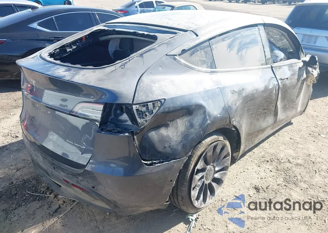 7SAYGDEF9RF076837: 43839785