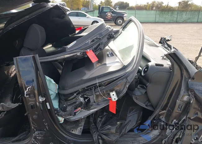 3KPF24AD4RE746839: 43839826