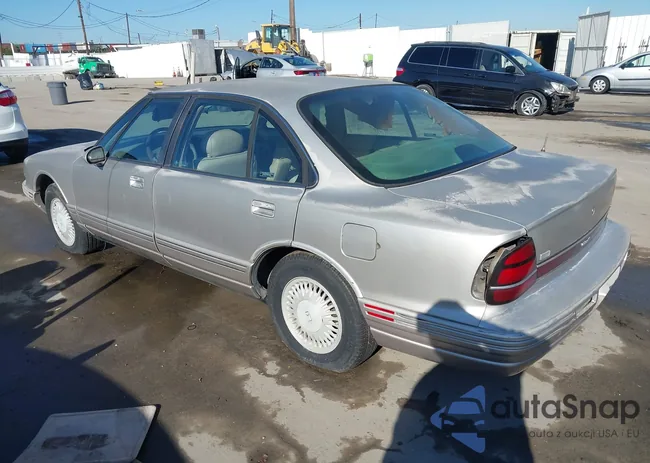 1G3HC52K5V4867917: 43839854