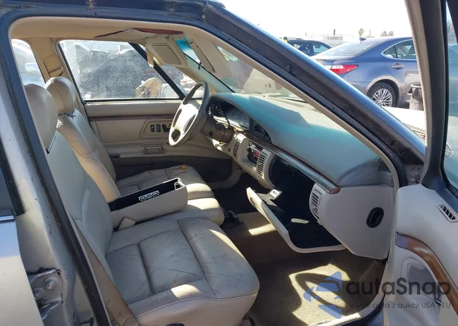 1G3HC52K5V4867917: 43839854