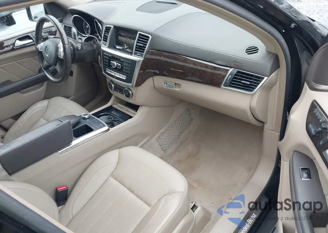 4JGDF6EE2FA491841: 43839907