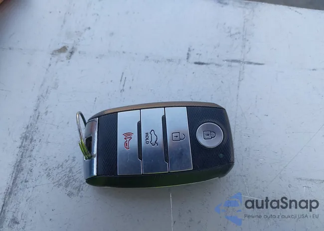 KNAGN4AD8E5074802: 43840918