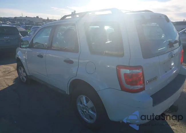 1FMCU0C79AKC64216: 43841078