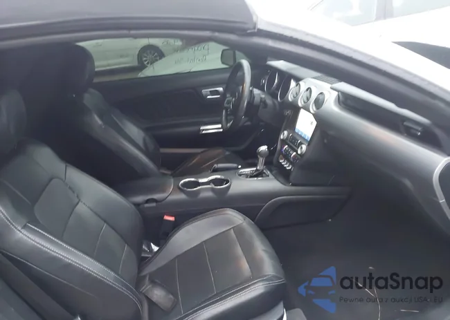 1FATP8UH4L5113583: 43841097