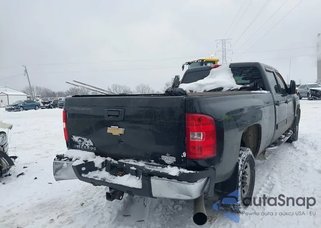 1GCHC23638F104156: 43841220