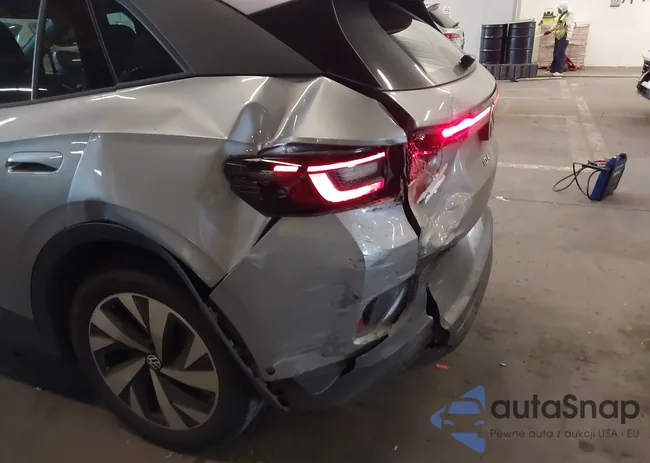 1V2BMPE86RC006495: 43841231