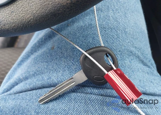 5NPD84LF1KH476555: 43841243