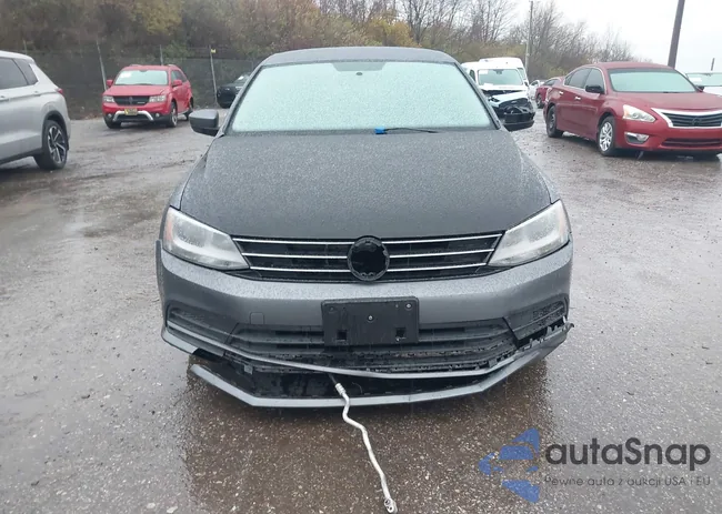 3VW2B7AJ3HM377513: 43841245