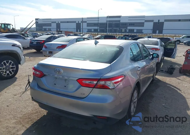 4T1B11HK8KU830718: 43841270