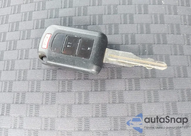 ML32A3HJ2JH009695: 43841322