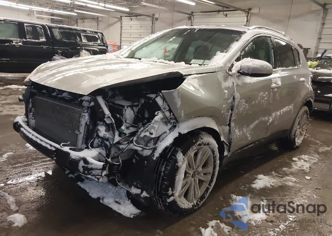 KNDPMCAC1J7421621: 43841491