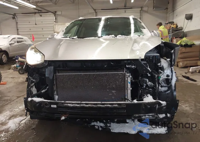 KNDPMCAC1J7421621: 43841491