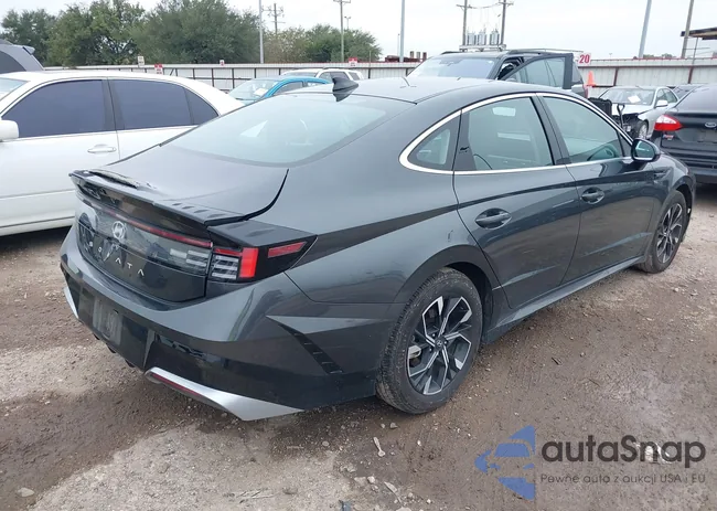 KMHL64JA9SA472880: 43840678