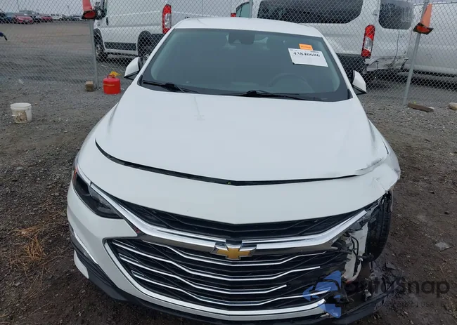 1G1ZC5ST4NF186495: 43840686