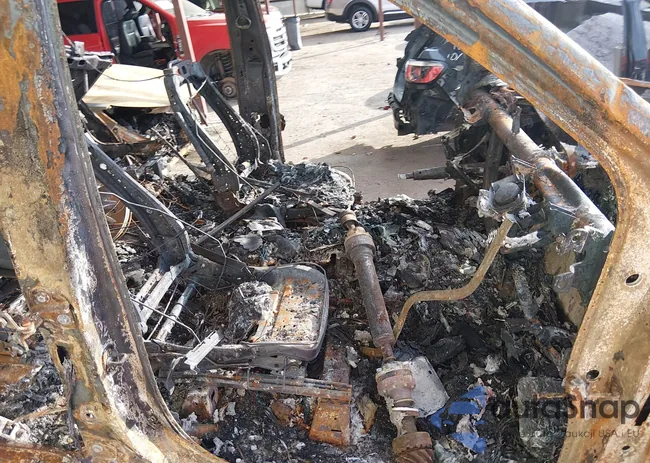 1GYS3BKL3NR288564: 43841905