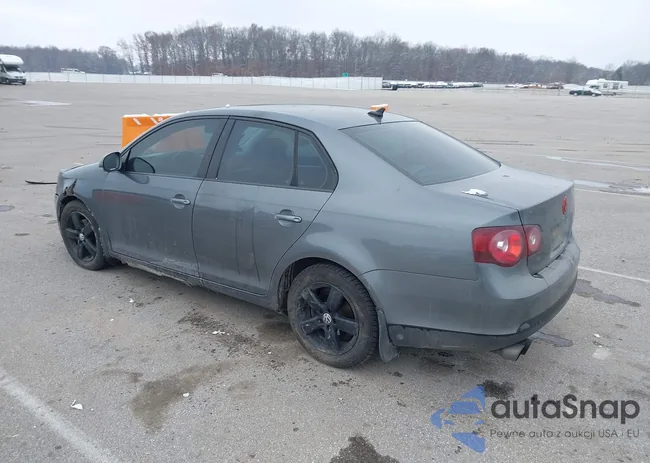 3VWRZ81K68M024448: 43841914