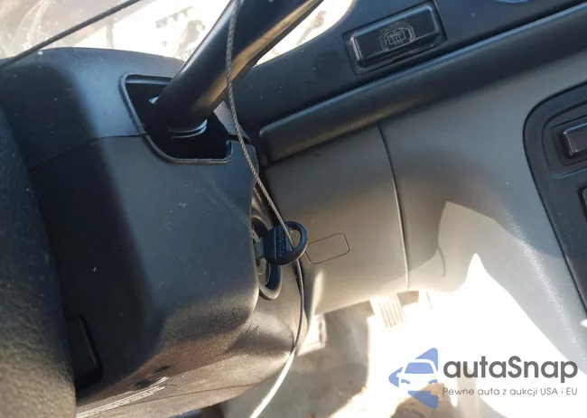 1HGCD5658TA089818: 43842022