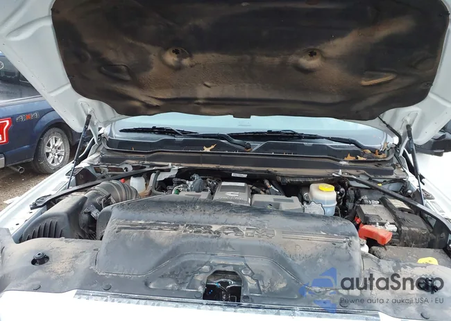 3C6UR5CL2PG592623: 43842281