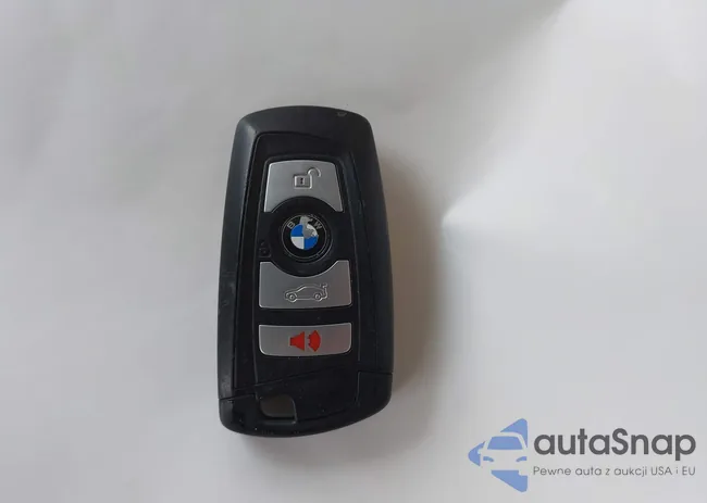 WBA3B5C5XDF593930: 43842402