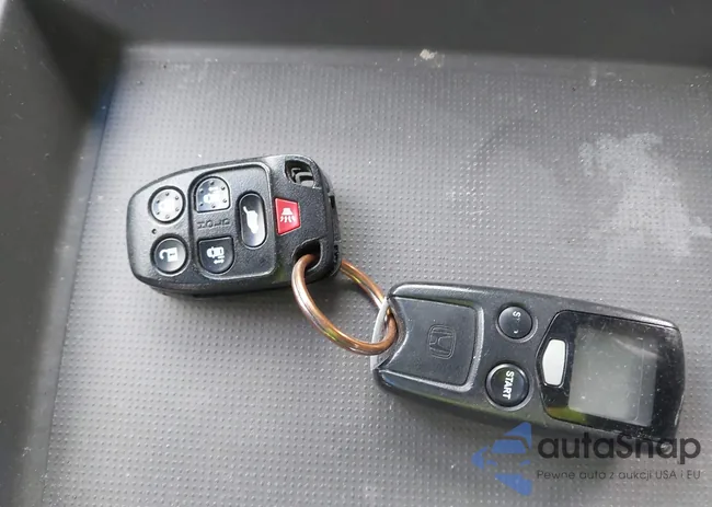 5FNRL5H9XCB141453: 43841802