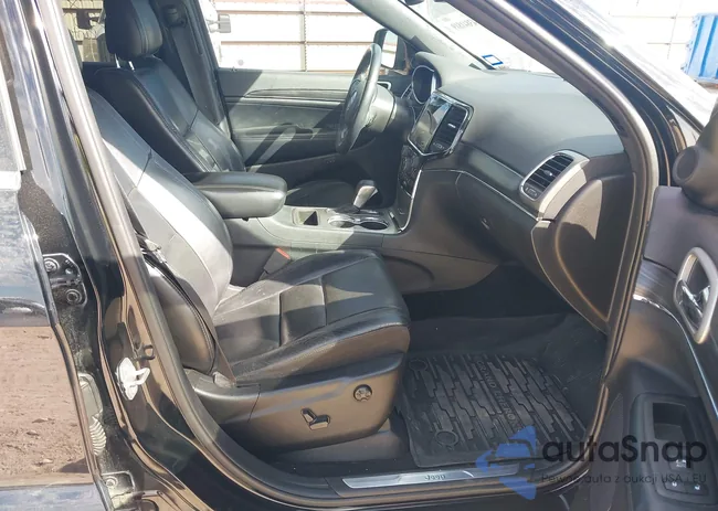 1C4RJEBG1KC657211: 43841819