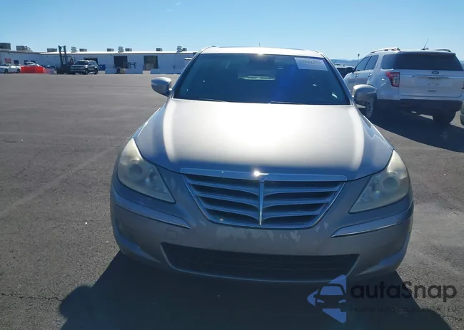 KMHGC46E19U026835: 43841852