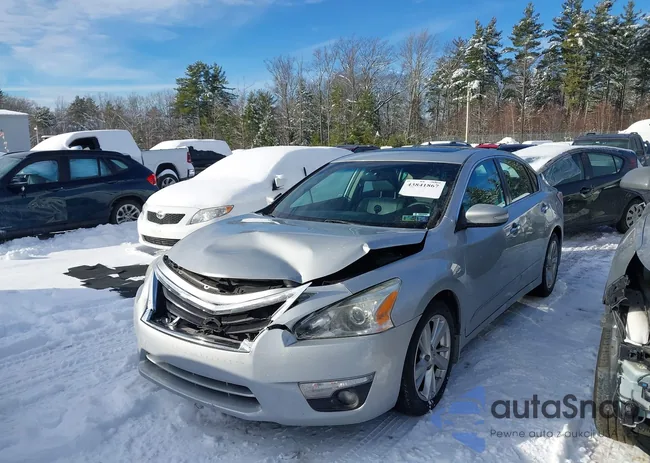 1N4AL3AP1FN351932: 43841867